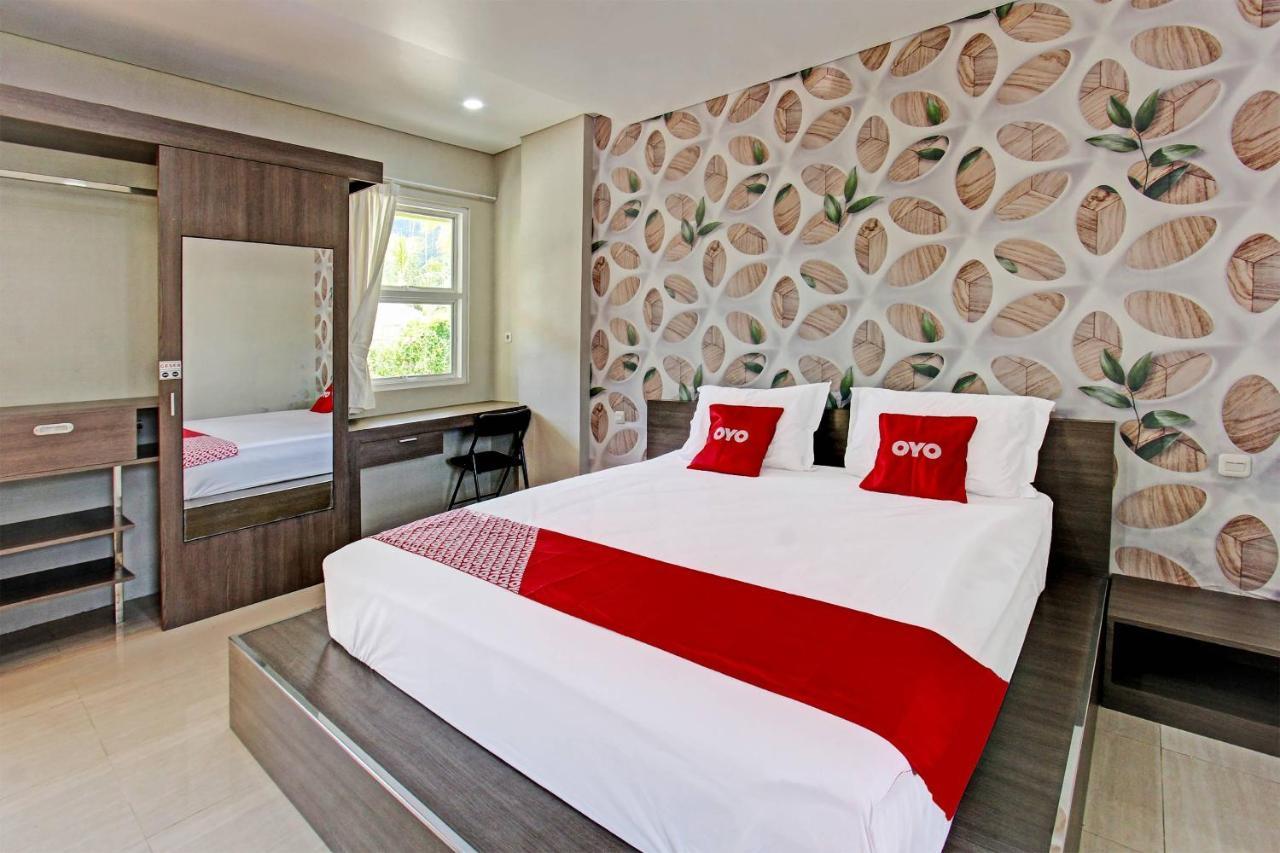 Capital O 91384 Rintaka Residence Senggigi Exterior photo